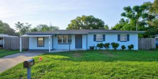 Cute 3/2 home in Orange Park Gallery 1