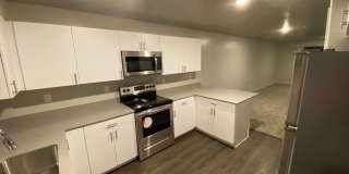 Great 2 bed 1 bath condo with pool and pickleball courts Gallery 11