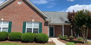 2 Bedroom 2 Bath Townhouse Available in Windsor Park - Leland Gallery 1