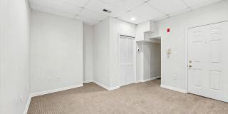 35 S 19TH Street Gallery 1