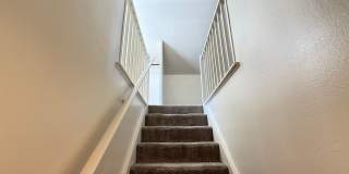 Updated 3-bedroom, 1 bath triplex in Springfield! Gallery 35