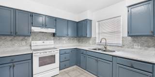 Two Bedroom Duplex in Bonita Springs Gallery 1