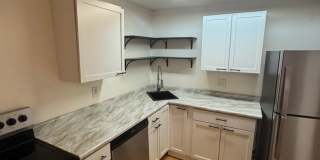 2br Bloomfield townhome Gallery 10