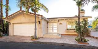 2019 Sunset Plaza Dr Gallery 1