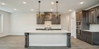 812 Woodview Court Gallery 6