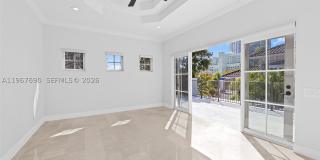 827 SE 2nd Ct Gallery 30