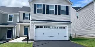 Gorgeous Locust Thicket Townhome Gallery 1