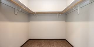 Spacious Townhome In The Kingston Neighborhood Gallery 23