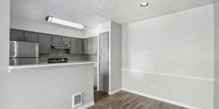 Palomar West Gallery 26