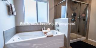 Stunning Soundview Estates 5 bedroom home Gallery 16