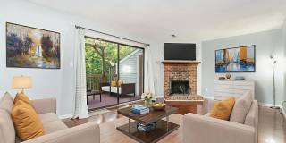 Room in 3 Bedroom Home at Sandy Creek Dr Gallery 3