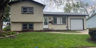 1216 W 12th Street Gallery 1