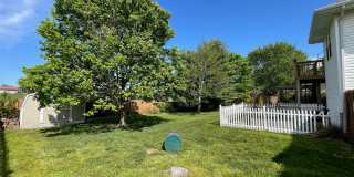 FULLY FURNISHED 4 BEDROOM, WALKOUT BASEMENT - SHORT TERM 6 MONTH RENTAL AVAILABLE IN OZARK! Gallery 52