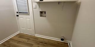 408 SE First Street Gallery 24