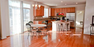 15308 COMMITMENT Court Gallery 9