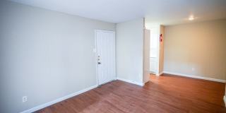 La Esencia Gallery 14