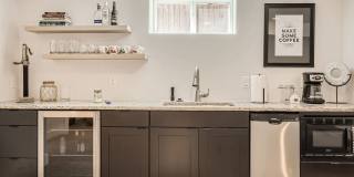 Available NOW! Fully Furnished 4 Bedroom 2 Bath Beautiful Home in Denver! Gallery 21