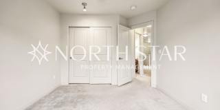 Vaulted Ceilings, Modern Finishes & Easy Living Gallery 33