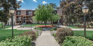 Towne Square Gallery 2