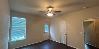 716 Creekside Circle Gallery 19