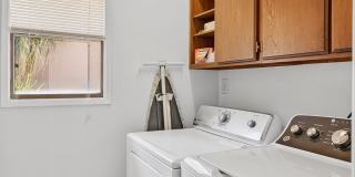 42430 Adams Street Gallery 26