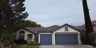 Single Story Home w/Pool in The Lakes! Gallery 1