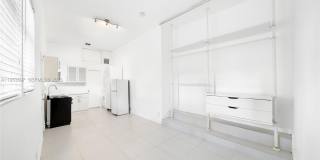 3262 Elizabeth St Gallery 1