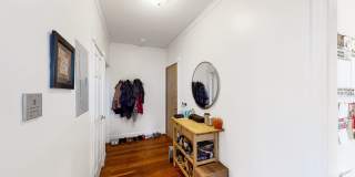 Great location; Gorgeous, Sunny 1-bed Available for 9/1! Gallery 7