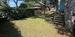 Gulf Breeze - Proper - 5 bedroom, 3.5 bathroom with pool and lawn care included Gallery 42