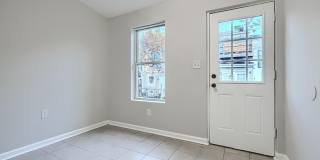1127 SARGEANT Street Gallery 16
