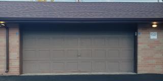 RENOVATED APARTMENT WITH IN-UNIT WASHER-DRYER & GARAGE PARKING! Gallery 28