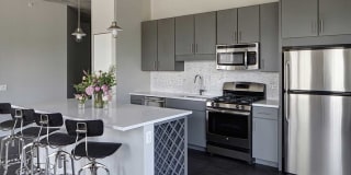 AMLI Lofts Gallery 27