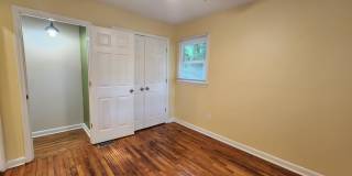 464 Ruth Street Gallery 21
