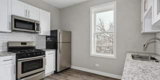1943 W Grace Gallery 2