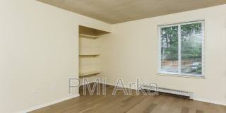 14404 Northeast 31st Street K106 Gallery 9