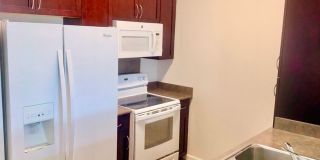 2 Bedroom / 1.5 Bathroom Townhouse in Hoolea Terrace! Gallery 1