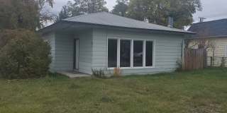 Mickelson-House on corner lot Gallery 1