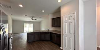 Four Bedroom Home on Belfort Rd. Gallery 6