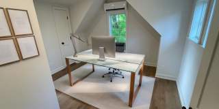 202 Pearsall Place Gallery 14