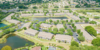 2 Bedroom - 2.5 Bathroom - Gated Community - Community Pool Gallery 13