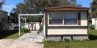 12300 Phillips Lane Gallery 1