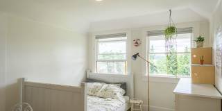 4bd/2.5ba Seattle Home Gallery 9