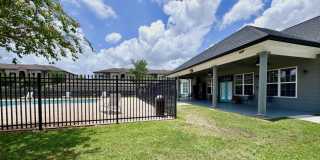 The Mandell Gallery 14