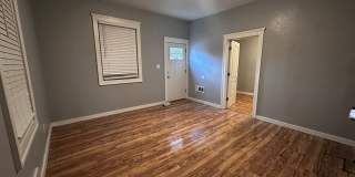 Beautifully Refreshed Three-Bedroom Single-Family Home in Park West Gallery 1