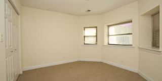 2834 Albany Gallery 10