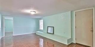 2428 Maple Street Gallery 27