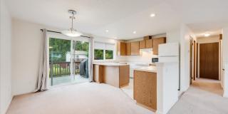 3bd/2ba Bothell Home Gallery 7