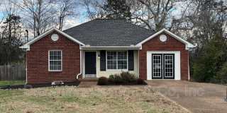 1111 Cedarhill Court Gallery 1