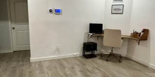 2707 Cridge Street Gallery 9