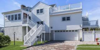 101 Saint Louis Avenue Gallery 1